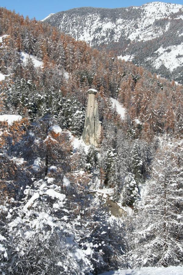 Hotel Le Chamois Logis โมลีนส์-ออง-กีราส ภายนอก รูปภาพ