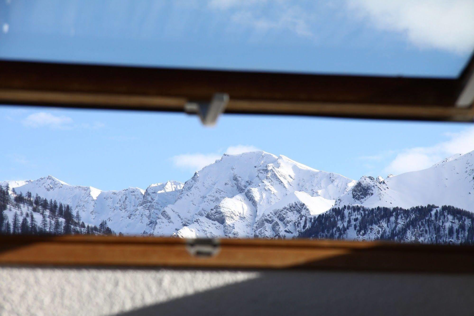Hotel Le Chamois Logis โมลีนส์-ออง-กีราส ภายนอก รูปภาพ